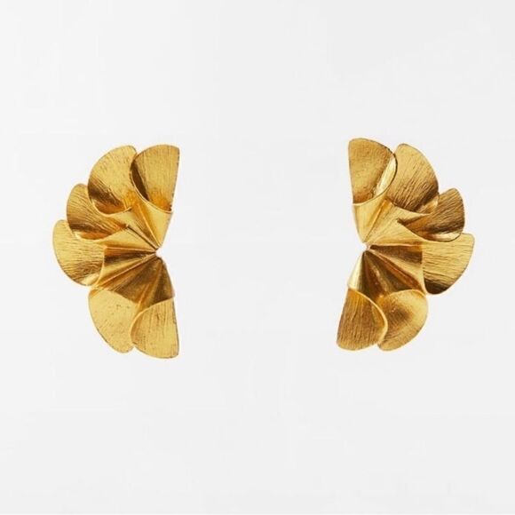 Flower statement earrings #711 - Picture 1 of 5